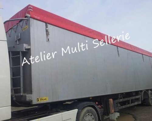 Bâche semi-remorque